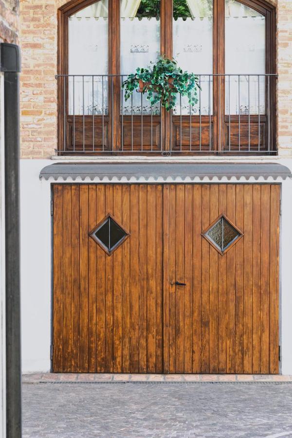 Casa Lobe - Charming Apartment In Village Centre Ла Морра Экстерьер фото